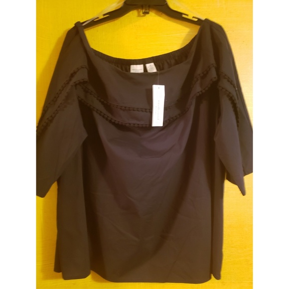 WESTBOUND OFF SHOULDER RUFFLED TOP 🆕 - Picture 3 of 7